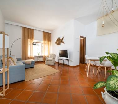 Trilocale in affitto a Napoli, Zona Posillipo, Via Posillipo 342