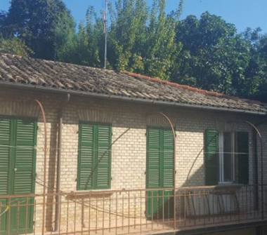 Casa indipendente in affitto a Predappio, Frazione Predappio Alta, Piazza Camillo Benso Conte di Cavour 9