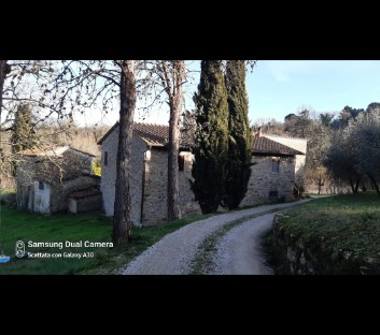 Rustico/Casale in vendita a Cavriglia, Frazione Montegonzi