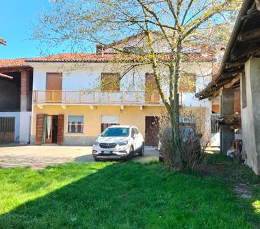 Casa indipendente in vendita a Moncrivello (Vercelli), Via Berno 5