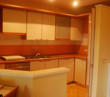 Trilocale in affitto a Catanzaro, Frazione Catanzaro Marina, Viale Barlaam da Seminara 20