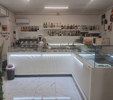 Negozio in vendita a Roma, Zona Boccea