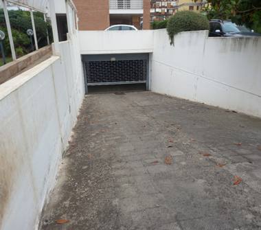 Box/Garage/Posto auto in vendita a Bari, Zona Libertà, Corso della Carboneria 31