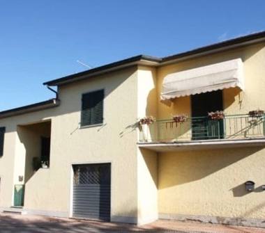 Villa in vendita a Ponte Buggianese (Pistoia), Via del Popolo 37