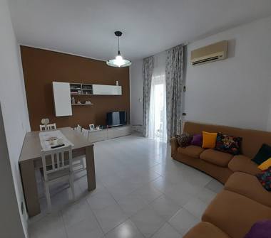 Quadrilocale in vendita a San Salvo (Chieti), Via Leonardo da Vinci 8