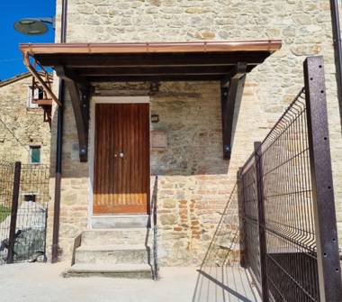 Casa indipendente in vendita a Comunanza (Ascoli Piceno)