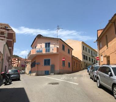Affitto Appartamento Vacanze a La Maddalena (Sassari), Via Giacomo Leopardi 2