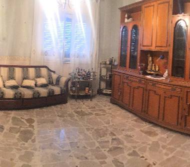 Quadrilocale in vendita a Gravina di Catania (Catania)