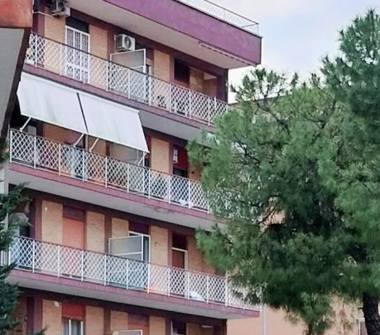 Quadrilocale in vendita a Bari, Zona Poggiofranco