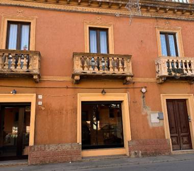 Casa indipendente in vendita a Tortolì (Nuoro), Via Vittorio Emanuele 16