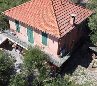 Villa in vendita a Imperia (Imperia)