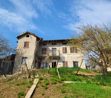 Casa indipendente in vendita a Borgo Valbelluna, Frazione Carve, Via Montagna di Carve 10