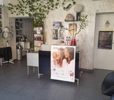 Parrucchiere in vendita a Cusano Milanino (Milano), Via Alessandro Manzoni 7