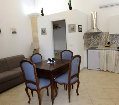 Trilocale in affitto a Lecce, Frazione Centro città, Corte dei Memoli 2