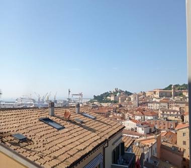 Appartamento in affitto a Ancona, Frazione Centro città