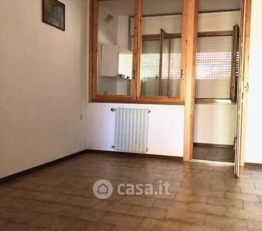 Palazzo/Stabile in vendita a Tortona (Alessandria)