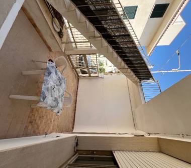 Casa indipendente in affitto a Vittoria, Frazione Scoglitti, Via Buranello 15