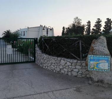 Trilocale in vendita a Calasetta, Frazione Cussorgia, Via Calasetta 37