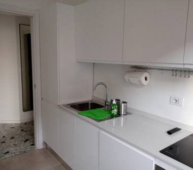 Affitto Stanza Singola a Milano, Zona Viale Corsica, Viale Corsica 75