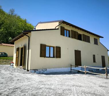 Casa indipendente in vendita a Firenzuola (Firenze), Via Puligno Migliarino 10