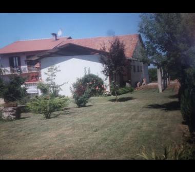 Rustico/Casale in vendita a Centallo, Frazione San Biagio, Via Murazzo 8