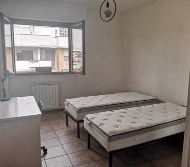 Trilocale in affitto a Roma, Zona Romanina, Viale Avignone 148