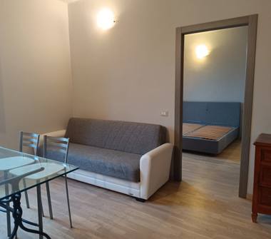 Bilocale in affitto a Luino (Varese)