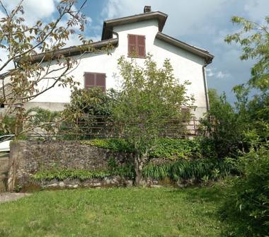 Casa indipendente in vendita a Fivizzano, Frazione Gassano, Via Imocola 21