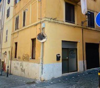 Trilocale in vendita a Frascati (Roma), Via Piccolomini 13