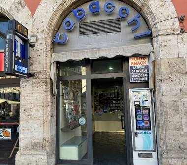 Tabaccheria in vendita a Terni (Terni), Piazza della Repubblica 1/f