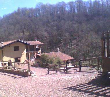 Albergo/Struttura ricettiva in vendita a Curino, Frazione San Martino