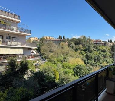 Trilocale in affitto a Roma, Zona Cassia, Via Tomba di Nerone 14