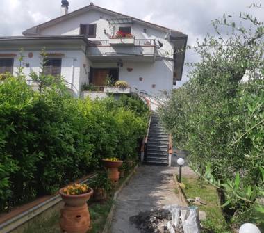 Casa indipendente in vendita a Poggio a Caiano (Prato)