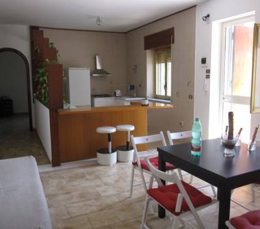 Affitto Stanza Doppia a Napoli, Zona Pianura, Via Giulio Arata 54