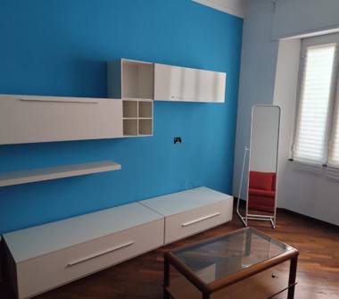 Quadrilocale in vendita a Genova, Zona Pegli, Piazza Lido di Pegli 4