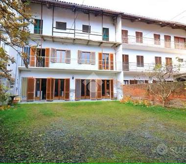 Casa indipendente in vendita a Caravino (Torino), VIA SAN SOLUTORE 3