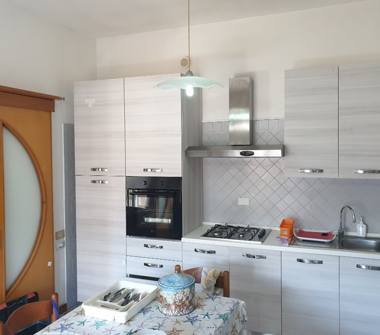 Quadrilocale in vendita a Salerno (Salerno), Via Vittoria del Re 15