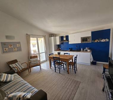 Affitto Appartamento Vacanze a La Maddalena (Sassari), Via Mary G