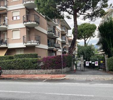 Bilocale in affitto a Bordighera, Frazione Sasso Di Bordighera