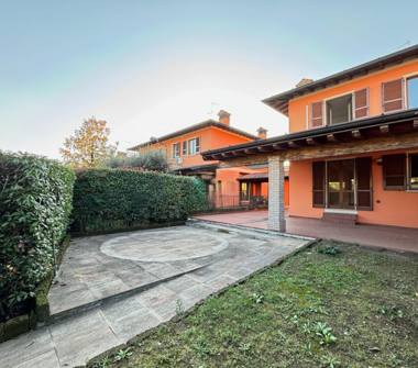 Porzione di casa in vendita a Travagliato (Brescia)