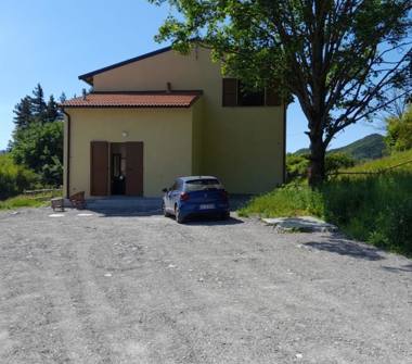 Appartamento in vendita a Firenzuola, Frazione Rifredo, VIA PULIGNO-MIGLIARINO 56