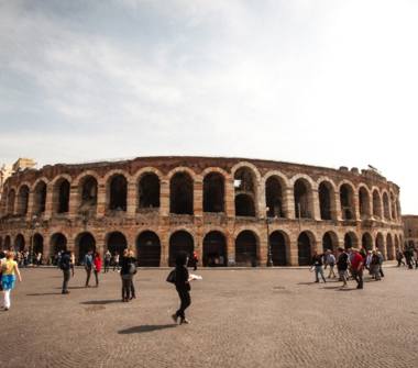 Hotel in gestione a Verona, Zona Centro Storico, Via Giuseppe Mazzini 1