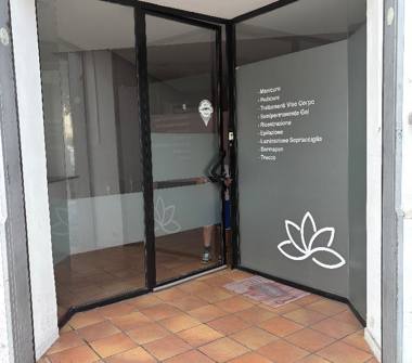 Negozio in affitto a Corigliano-Rossano, Frazione Corigliano Scalo, Via Nazionale 215