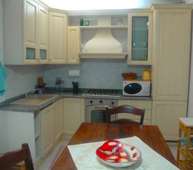 Affitto Casa Vacanze a Porto Torres (Sassari), Via Alessandro Volta 5 b