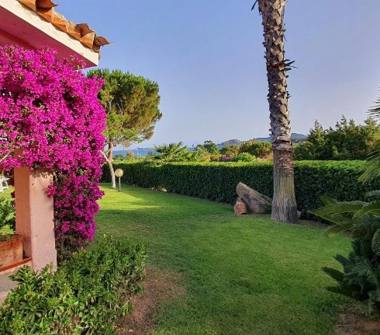 Villa in vendita a Villasimius (Sud Sardegna), Via del Mare 2