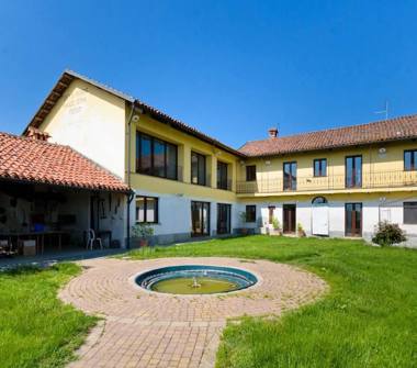 Rustico/Casale in vendita a Savigliano, Frazione Cavallotta, via pennacina 52