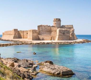 Affitto Appartamento Vacanze a Isola di Capo Rizzuto, Frazione Le Castella, VIA DUOMO 55