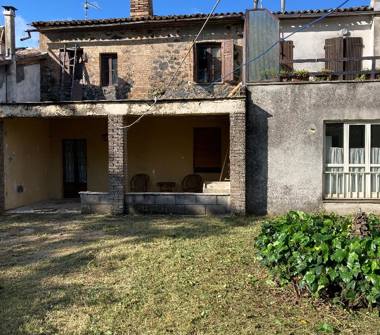 Casa indipendente in vendita a Castel Giorgio (Terni), Via Capannelle 34
