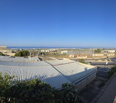 Casa indipendente in vendita a Ragusa, Frazione Marina Di Ragusa, Via Fratelli Carnemolla 1