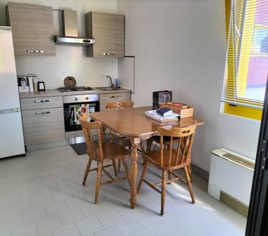 Trilocale in vendita a Santhià (Vercelli), Via Galileo Ferraris 30